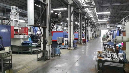 工厂现场处理宝源150到480系列二手设备，助力企业降本增效